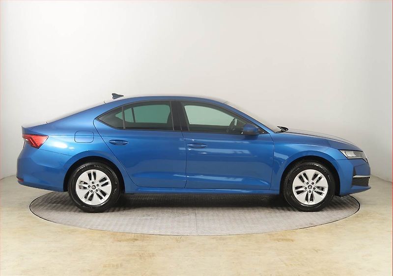 Škoda Octavia (2025) Selection 1.5 TSI - fotka 6 z 21