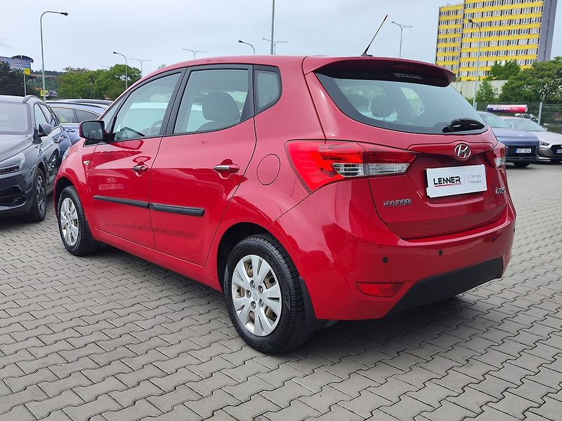 Hyundai ix20 1.6 CVVT/92kW Trikolor - fotka 7 z 26