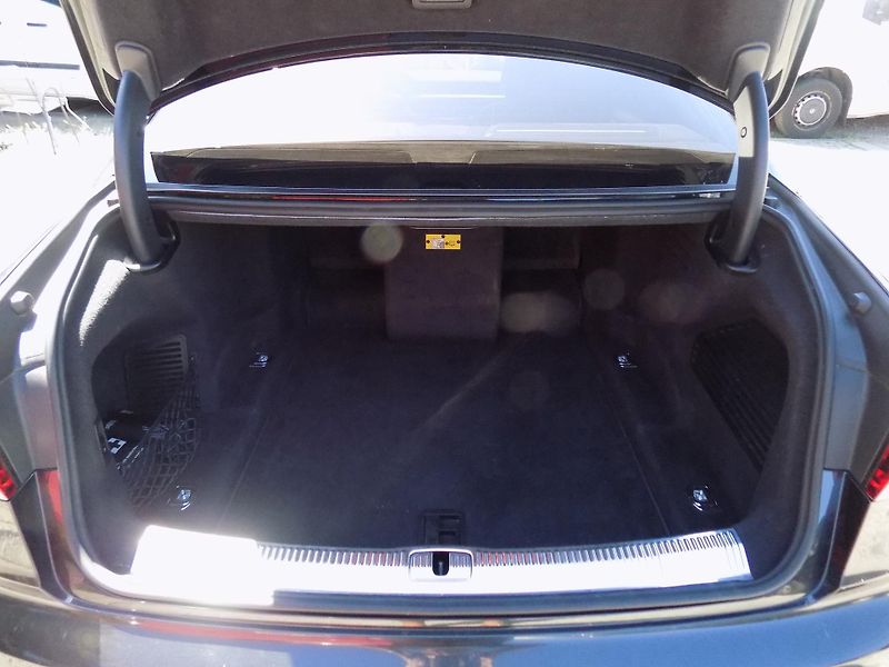 Audi A8 3,0 TFSI 250 KW LONG FULL!!!!! - fotka 29 z 46