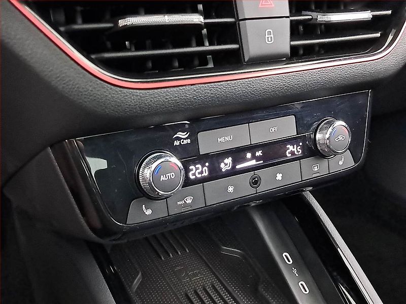 Škoda Kamiq (2025) 1.0 TSI - fotka 15 z 20