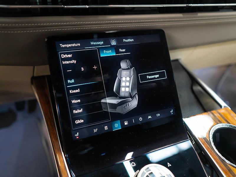 Cadillac Escalade (2026) 6.2 ESV Sport Platinum 2026 - fotka 34 z 50
