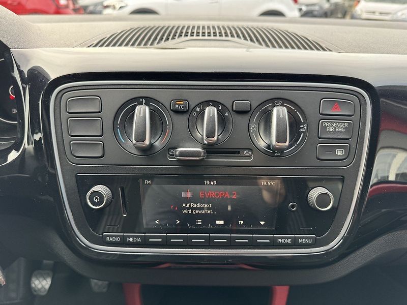 Škoda Citigo (2017) 1.0MPi Monte Carlo Bluetooth - fotka 13 z 48