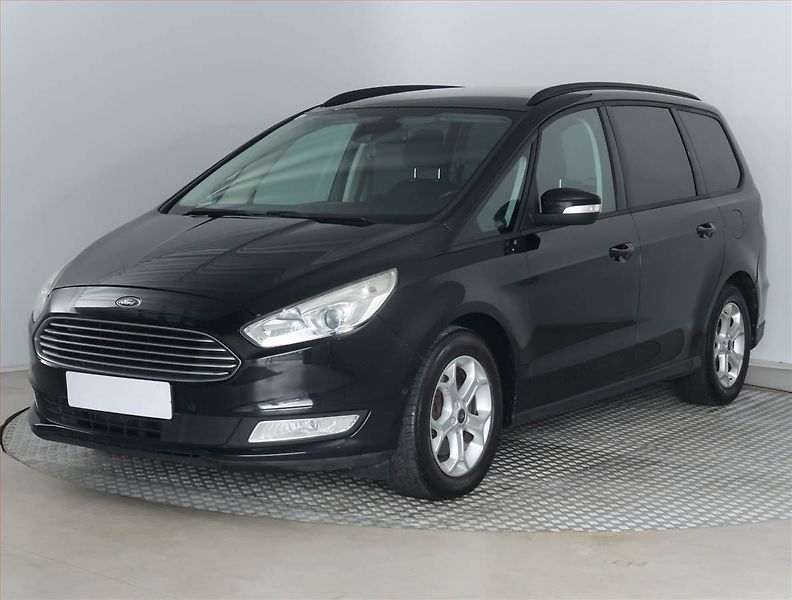 Ford Galaxy (2016) 2.0 TDCi, Serv.kniha, Navi - fotka 2 z 19