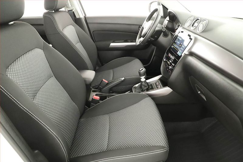 Suzuki Vitara (2025) 1.4 BoosterJet - fotka 7 z 18