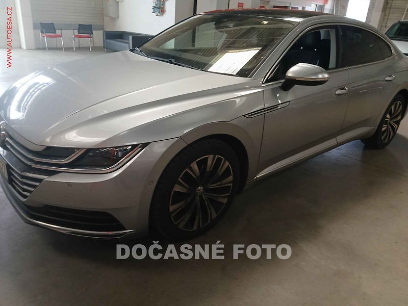Volkswagen Arteon (2019) 2.0TDi, Elegance, LED - fotka 1 z 3