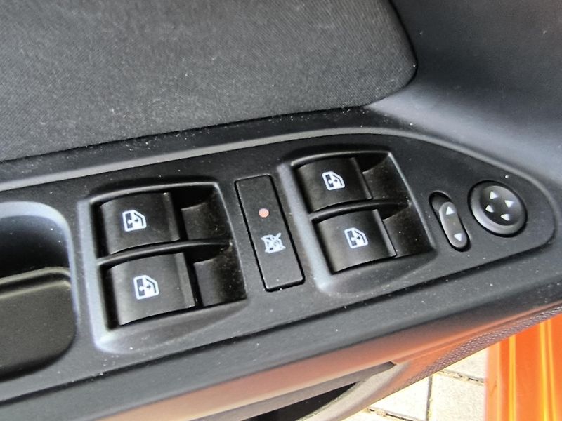 Fiat Tipo (2023) 1.0 Firefly 100k - fotka 17 z 32