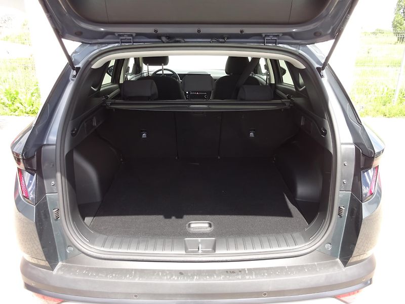Hyundai Tucson 1.6 T-GDi 118kW DCT Style - fotka 12 z 21
