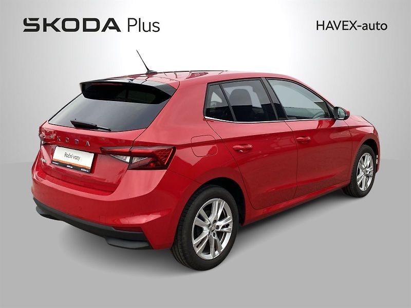 Škoda Fabia (2024) 1.0 TSI Top Selection - fotka 2 z 34
