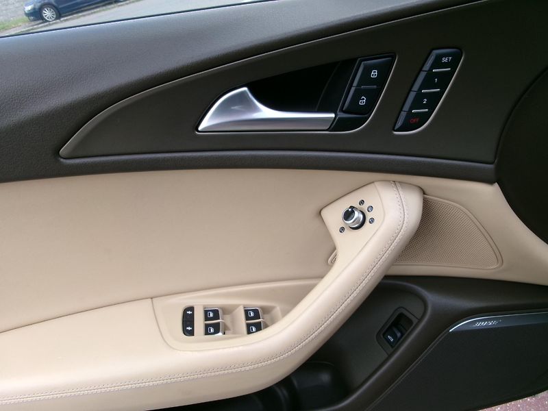 Audi A6 Avant (2013) 3,0TDI QUATTRO S-LINE LED - fotka 10 z 31