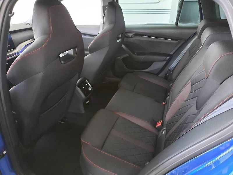 Škoda Octavia (2021) Combi RS 2.0 TSI (180kW/245k) - fotka 8 z 27