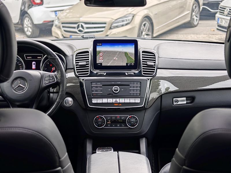 Mercedes-Benz GLE 350d 4M Plná výbava,2.maj - fotka 31 z 34