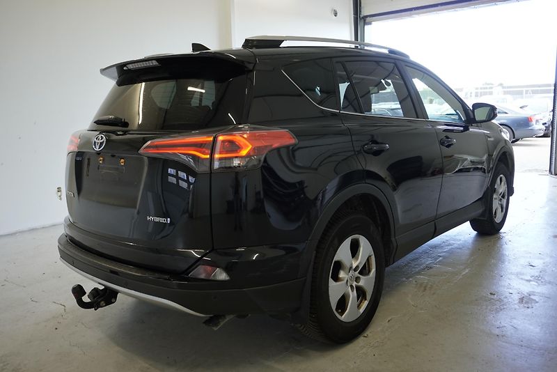 Toyota RAV4 2.5 HYBRID EXECUTIVE 4WD AUT. - fotka 5 z 28