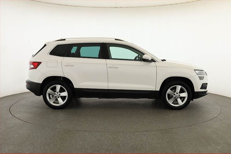 Škoda Karoq (2020) Style 1.6 TDI, ČR,1.maj - fotka 6 z 17