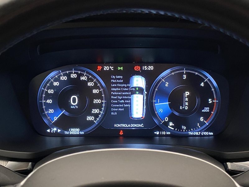 Volvo V60 D4 INSCRIPTION AUT CZ - fotka 25 z 41