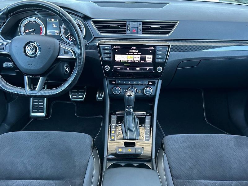 Škoda Superb (2016) kombi 2.0 TSI 6DSG 4x4 SportLi - fotka 5 z 35