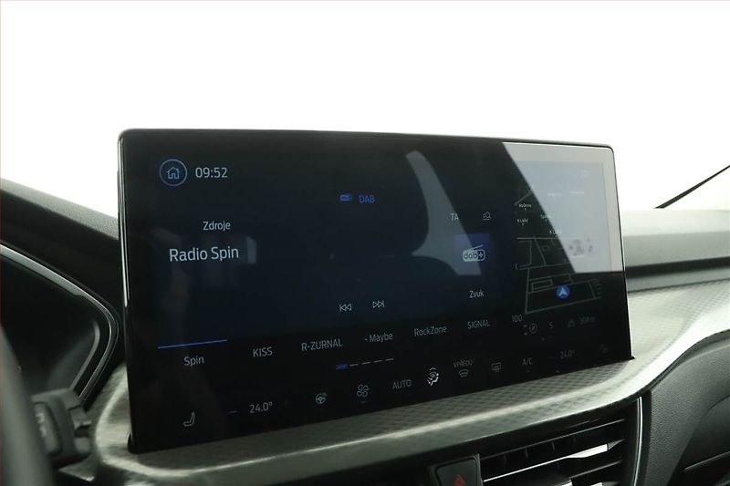 Ford Kuga (2024) 1.5 EcoBoost - fotka 14 z 17