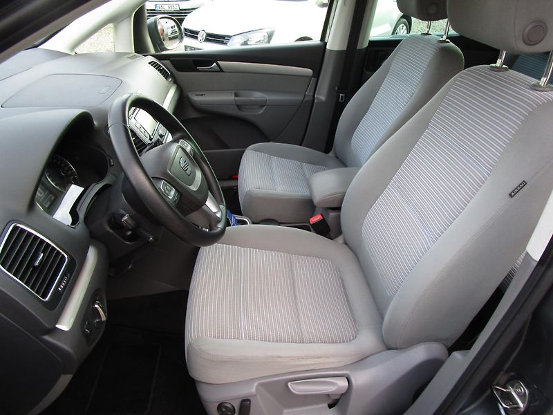 Seat Alhambra 2,0TDI-103KW-NOVÁ STK+ROZVODY - fotka 13 z 22