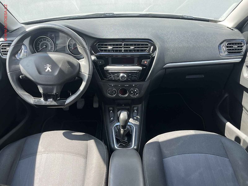Peugeot 301 (2015) 1.2PT, autoAC, temp. - fotka 8 z 12