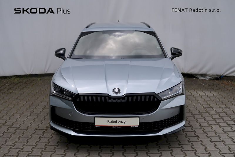 Škoda Superb (2025) Combi SportLine 1,5 TSI 150 kW - fotka 23 z 33
