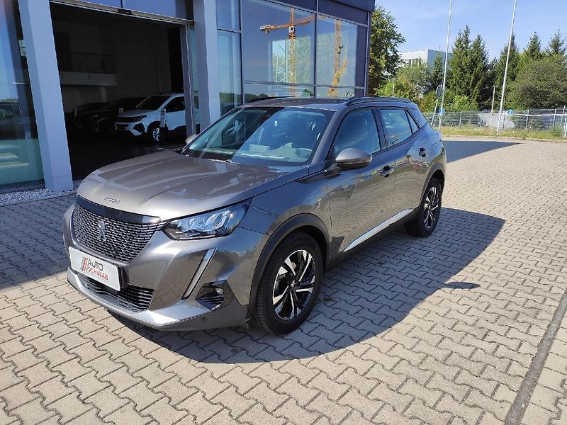 Peugeot 2008 (2020) ALLURE 1.2 100k MAN6 1.majitel - fotka 11 z 31