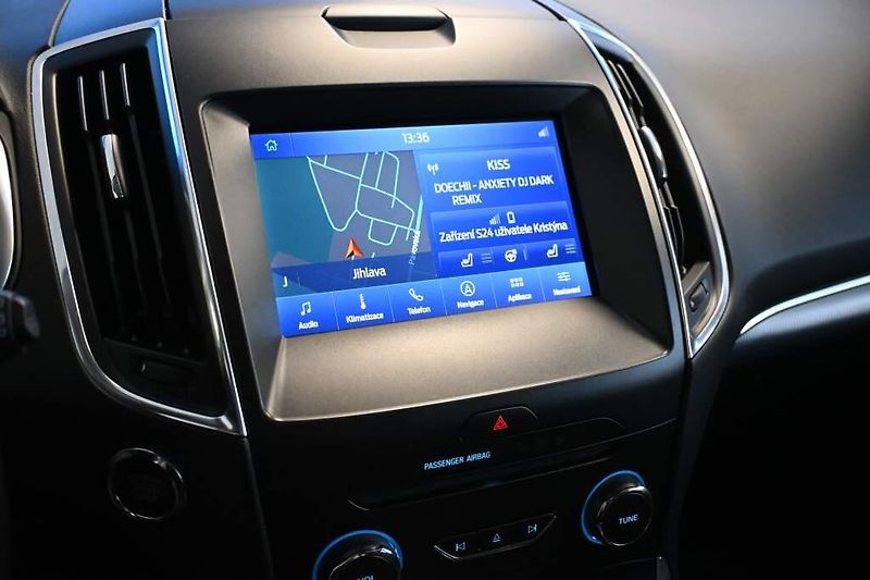 Ford S-MAX (2021) 2.0 LED Kamera Tažné 8Kol 8AT - fotka 15 z 33