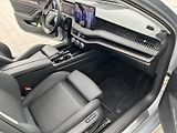 Škoda Superb 2.0 TDI L & K - náhled 25