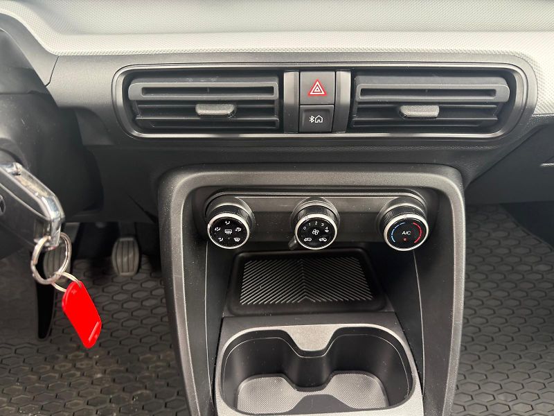 Citroën C3 1.2 PureTech 74kW You - fotka 19 z 24