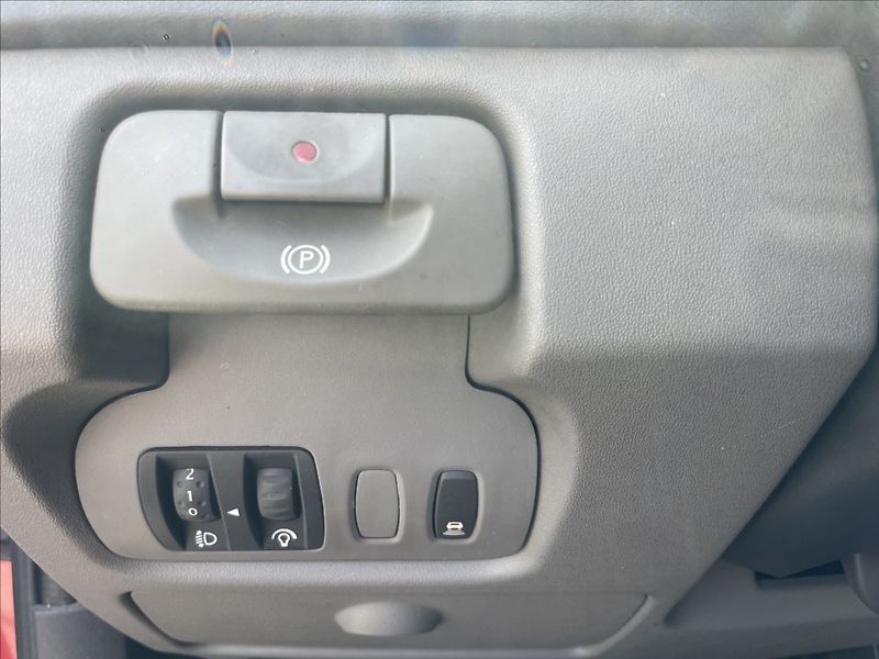 Renault Grand Scénic 1,5 Dci 78kw ESP Tažné Klimatr - fotka 19 z 30
