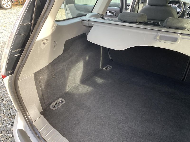 Ford Focus 2.0i 145PS LPG FORD COMBI TOP! - fotka 114 z 170