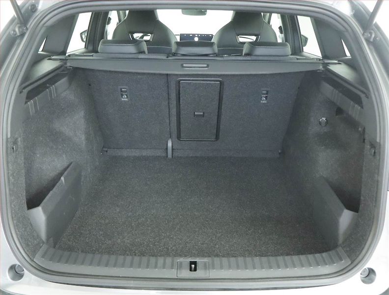 Škoda Enyaq (2023) Sportline iV 60 (62 kWh) - fotka 14 z 22