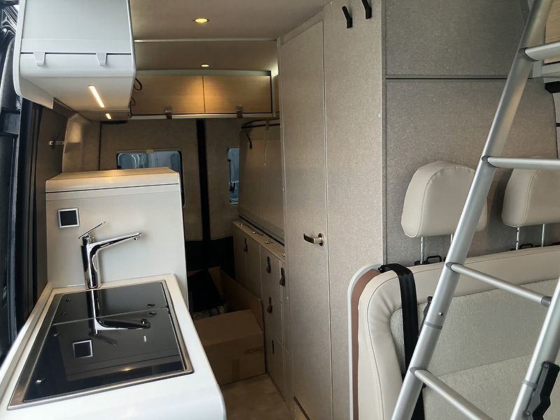 Hymer (2025) Grand Canyon S 4x4 střecha - fotka 13 z 19