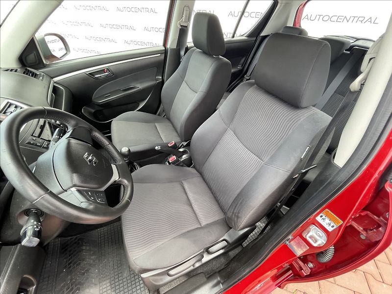 Suzuki Swift 1,2 i,4x4,STK 6/28, serv.kn. - fotka 11 z 22