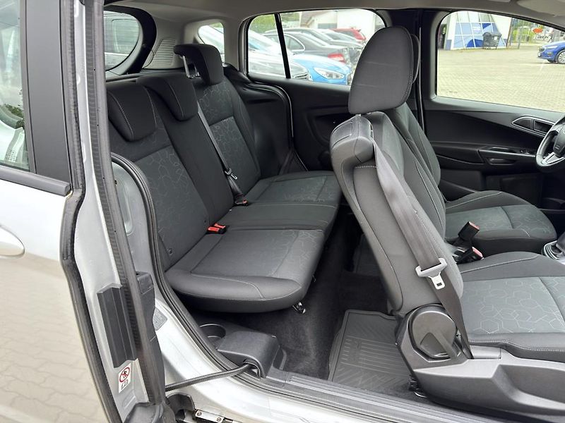 Ford B-MAX 1.5 TDCi 55 kW - fotka 10 z 14