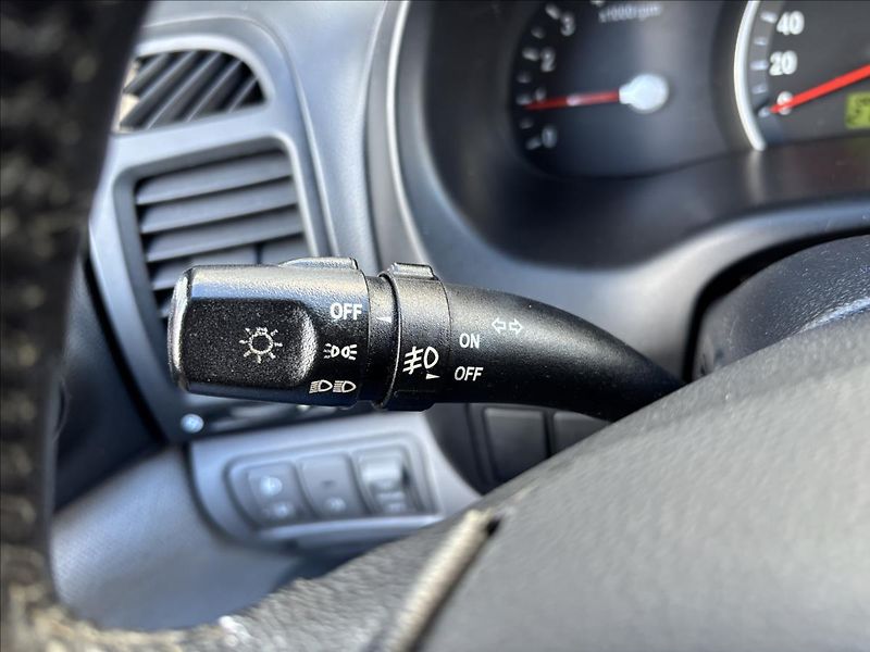 Kia Carnival 2,9 CRDi 136kW 7 Míst - fotka 39 z 43