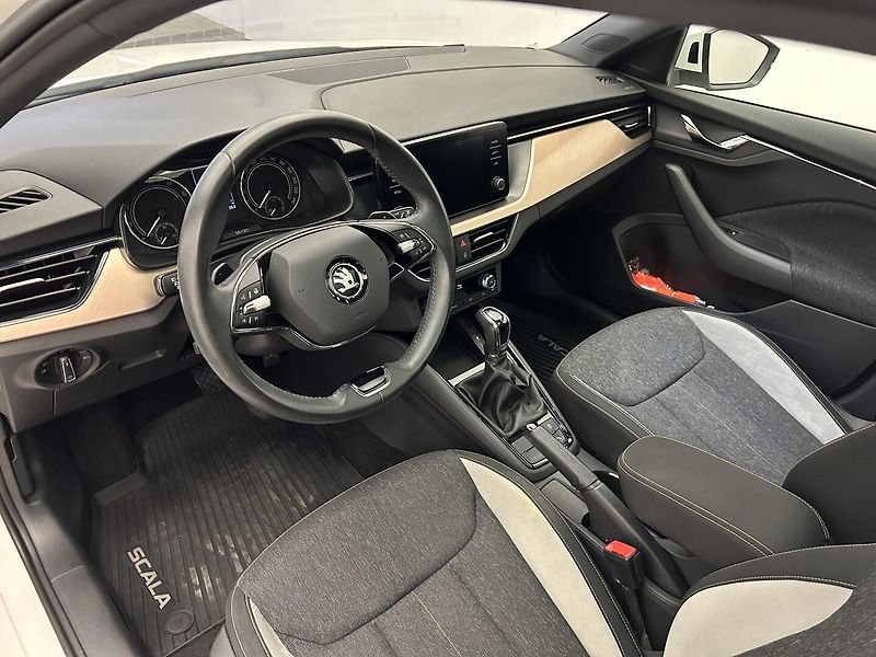 Škoda Scala 1.5 TSI Style Plus - fotka 6 z 24