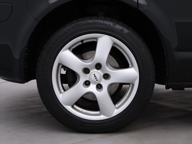 Volkswagen Multivan 1,9 TDI 75kW Startline - fotka 28 z 35
