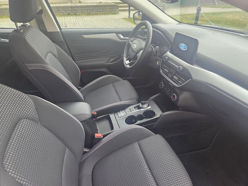 Ford Focus 1.5 EcoBlue 88kW, A/T,LED,DPH - fotka 12 z 26