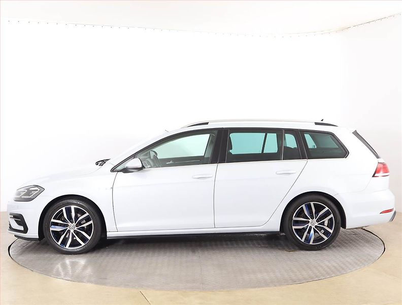 Volkswagen Golf (2017) R-Line 2.0 TDI, Automat, Navi - fotka 3 z 19