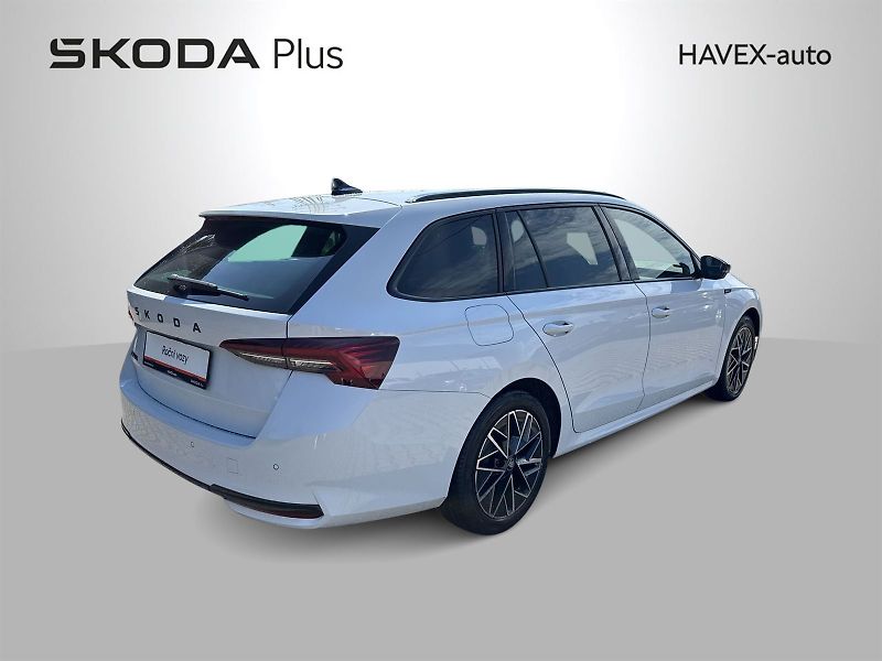 Škoda Octavia (2025) Combi 2.0 TDi DSG Sportline - fotka 2 z 36