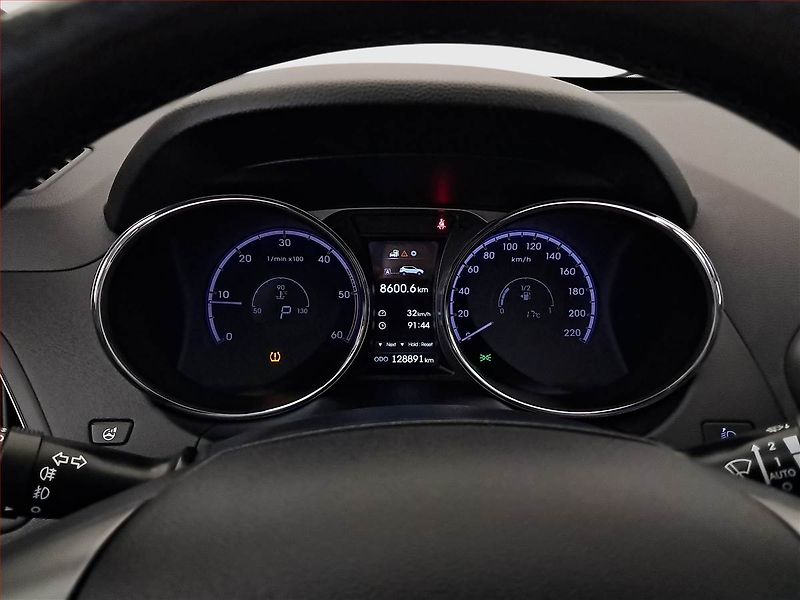 Hyundai ix35 (2014) 2.0 CRDi, 4X4, Automat - fotka 11 z 22