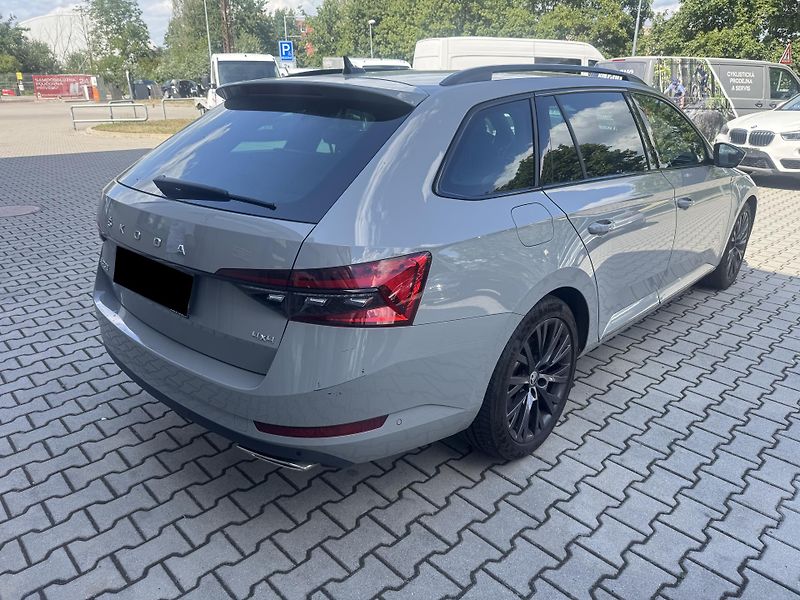 Škoda Superb (2019) 2,0TSi DSG 4x4 SPORTLINE - fotka 6 z 24