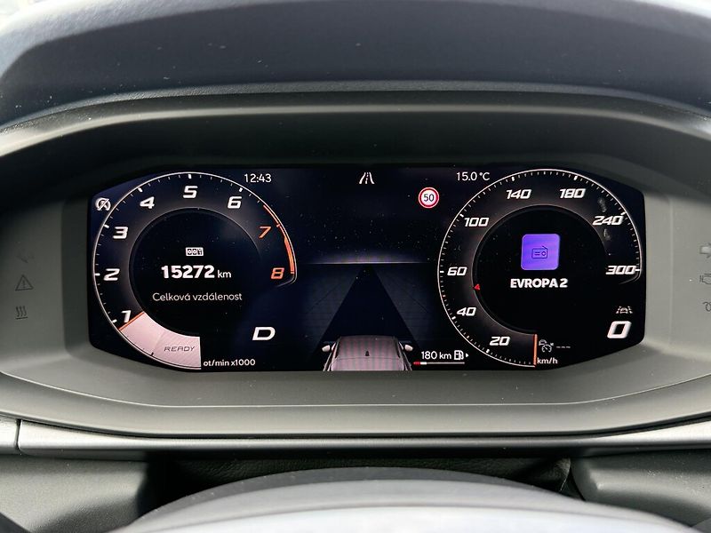 Cupra Terramar DSG 4WD 2,0 TSi 150 kW - fotka 8 z 24
