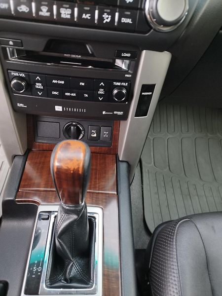 Toyota Land Cruiser (2013) - fotka 14 z 27