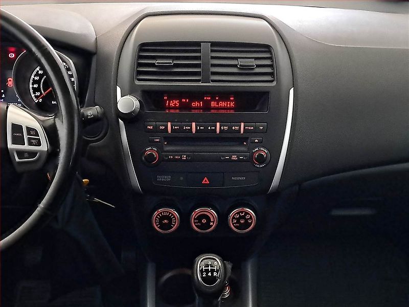Mitsubishi ASX (2010) 1.6 MIVEC, Tempomat - fotka 12 z 15