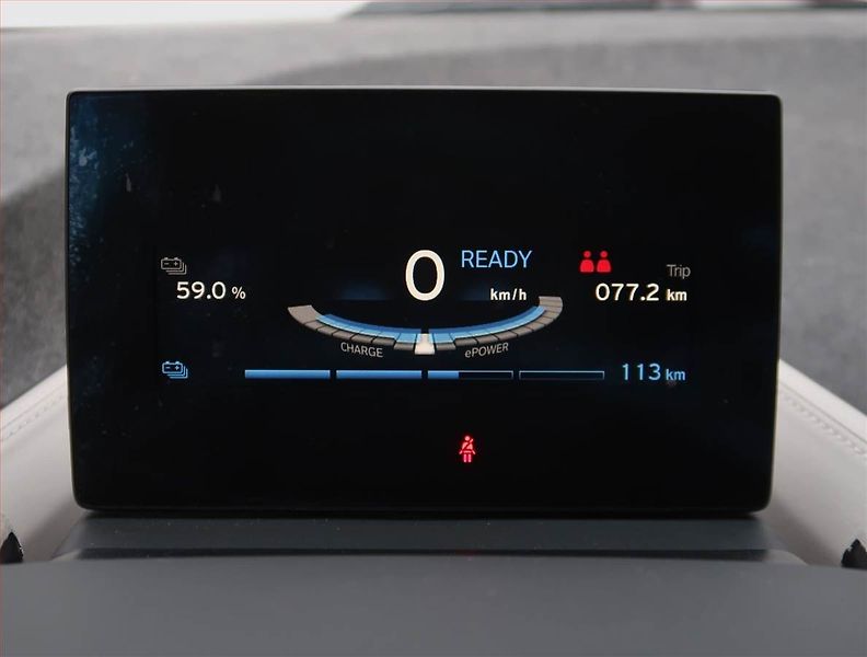BMW i3 (2021) 120Ah BEV, SoH 93%, 33TKM - fotka 11 z 22
