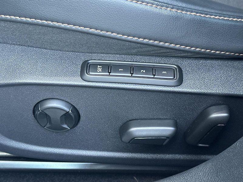 Cupra Leon (2021) ST 2.0 TSI DSG FR - fotka 20 z 32
