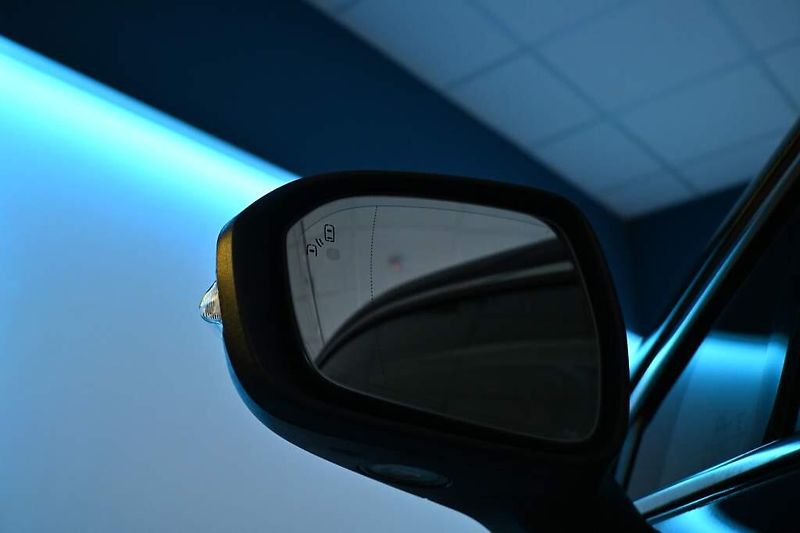 Ford Mondeo (2022) 2.0 LED ACC SONY TITANIUM 8AT - fotka 25 z 38