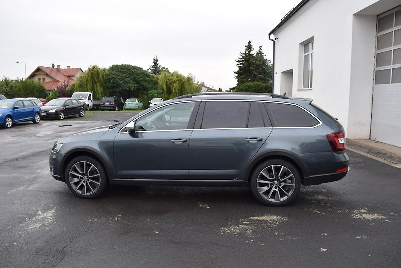Škoda Octavia (2020) 2.0TDI 135kw SCOUT DSG 4x4 TAŽ - fotka 11 z 50