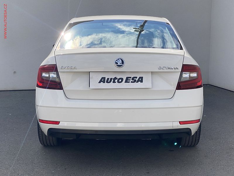 Škoda Octavia (2019) 1.5 TSi, ČR, Style, LED - fotka 5 z 17