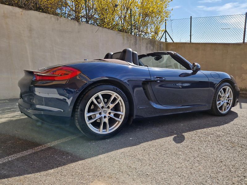 Porsche Boxster (2012) 2.7 /195kW - fotka 6 z 23